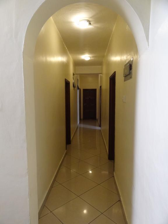 Regency Park Hotel Момбаса Екстериор снимка